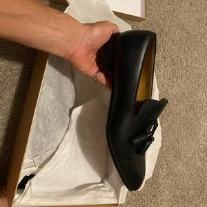 Christian louboutin Dandelion tassel loafer 41.5 used only once for a wedding.